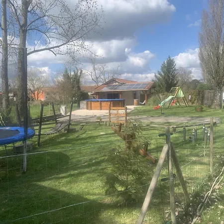 Aux Agreous Nyaraló Jû-Belloc